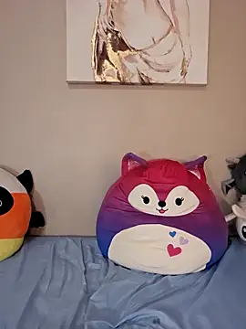 Snapshot of AmethystFoxx chatting on March 13, 11:27 pm AmethystFoxx online show from March 13, 11:27 pm