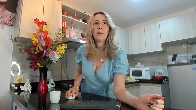 ashleymilf 1 online show from October 23, 3:22 pm