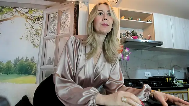 Snapshot of ashleymilf_1 chatting on May 20, 7:31 pm ashleymilf 1 online show from May 20, 7:31 pm
