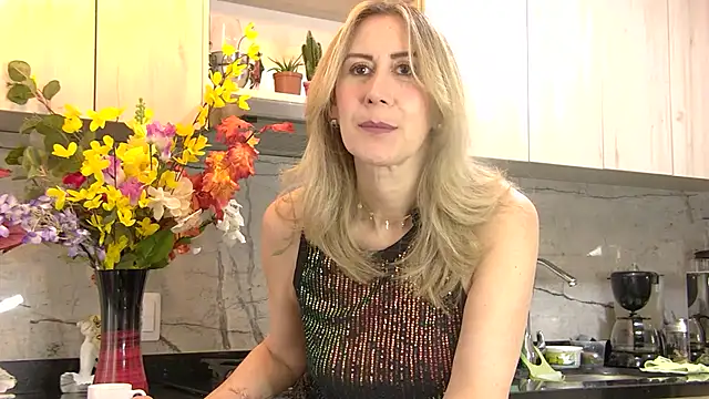 Snapshot of ashleymilf_1 chatting on June 3, 6:02 pm ashleymilf 1 online show from June 3, 6:02 pm