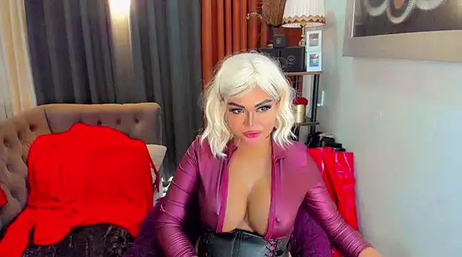 Snapshot of AsianHotieTS chatting on February 28, 11:56 pm AsianHotieTS online show from February 28, 11:56 pm