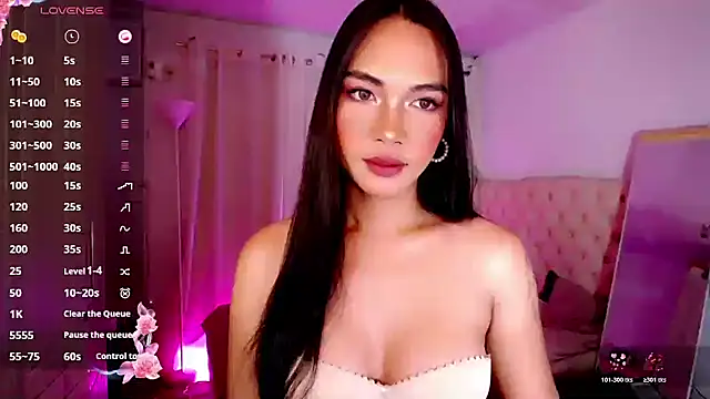 Snapshot of malkina69 chatting on November 25, 2:17 pm malkina69 online show from November 25, 2:17 pm