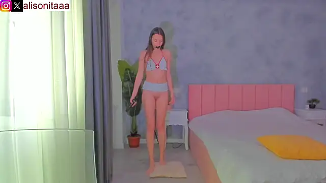 daddysgirl2222 online show from February 9, 8:22 am