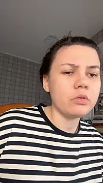 Snapshot of NinaVI chatting on March 2, 7:21 pm NinaVI online show from March 2, 7:21 pm