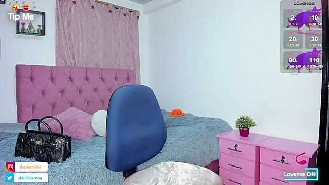 Snapshot of sharon_hill chatting on October 5, 1:15 am sharon hill online show from October 5, 1:15 am