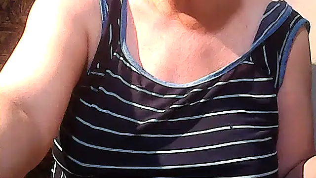 sweetsosie18 online show from December 3, 3:54 pm