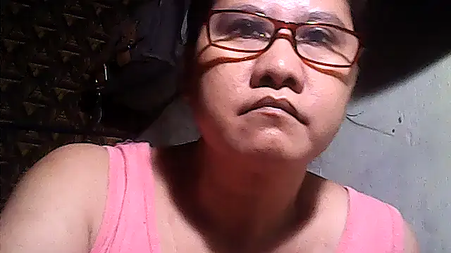 sweetsosie18 online show from April 24, 12:40 pm