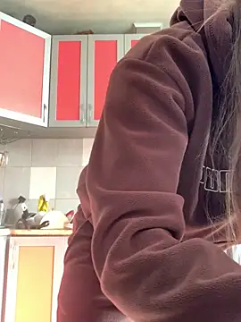 Snapshot of SeducingYoghourt chatting on February 23, 7:50 am SeducingYoghourt online show from February 23, 7:50 am