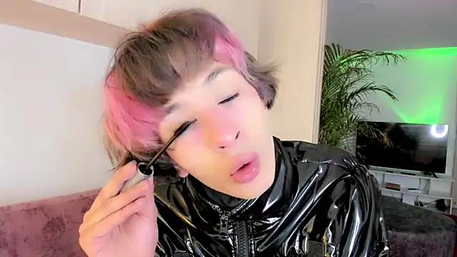 Snapshot of Sweet_Jack1 chatting on November 15, 2:24 pm Sweet Jack1 online show from November 15, 2:24 pm