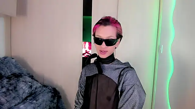 Snapshot of Sweet_Jack1 chatting on November 22, 1:32 pm Sweet Jack1 online show from November 22, 1:32 pm