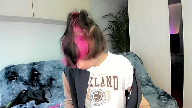 Snapshot of Sweet_Jack1 chatting on November 24, 2:50 pm Sweet Jack1 online show from November 24, 2:50 pm