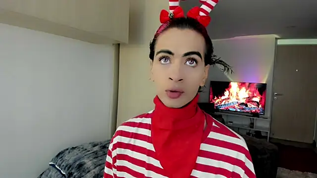 Snapshot of Sweet_Jack1 chatting on December 5, 2:14 pm Sweet Jack1 online show from December 5, 2:14 pm