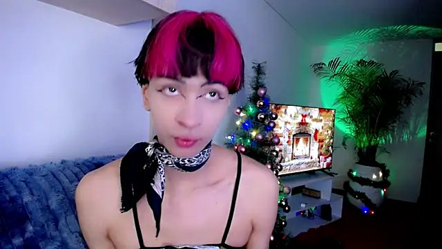 Snapshot of Sweet_Jack1 chatting on December 19, 2:46 pm Sweet Jack1 online show from December 19, 2:46 pm