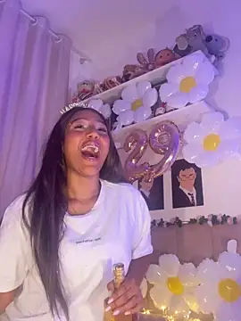 Kaiisa  online show from December 2, 10:16 pm