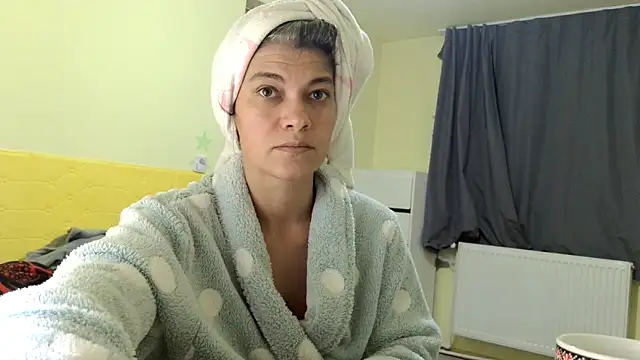 Snapshot of MercyLove chatting on October 10, 2:16 pm MercyLove online show from October 10, 2:16 pm