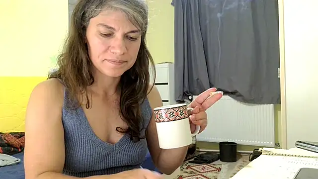 Snapshot of MercyLove chatting on October 12, 2:05 pm MercyLove online show from October 12, 2:05 pm