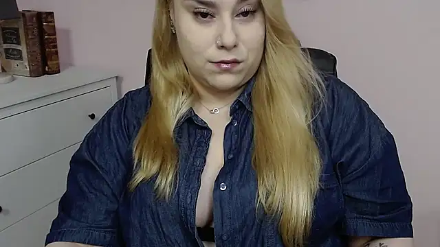 XgloryHAILEY online show from March 4, 10:27 pm