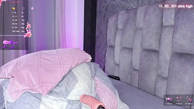 emily fox1 online show from December 3, 12:03 pm