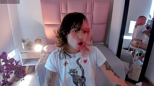 katalina garcia online show from March 14, 6:57 pm