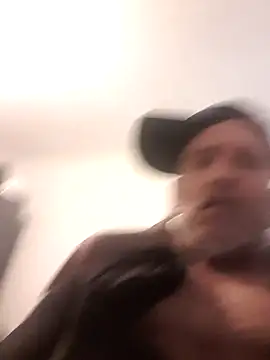 Snapshot of Verynaughtyx chatting on February 27, 4:40 pm Verynaughtyx online show from February 27, 4:40 pm