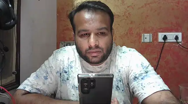 Snapshot of sura11311 chatting on February 14, 5:46 pm sura11311 online show from February 14, 5:46 pm