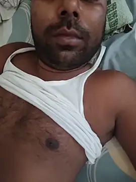 Snapshot of 24HOTBOY25 chatting on May 26, 9:49 am 24HOTBOY25 online show from May 26, 9:49 am