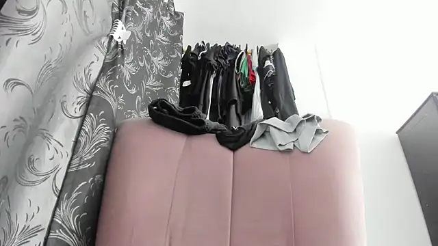 Snapshot of natalia_hottman chatting on May 9, 12:32 pm natalia hottman online show from May 9, 12:32 pm