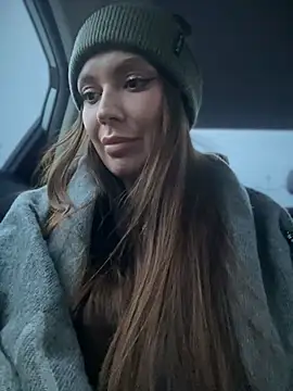 Emma Catt online show from December 21, 2:15 pm