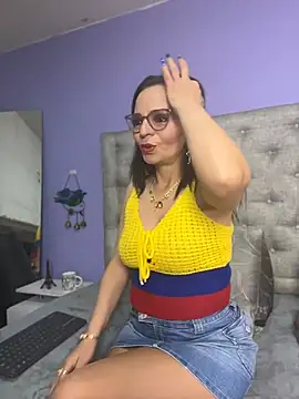 Miss ellien online show from June 25, 1:27 am