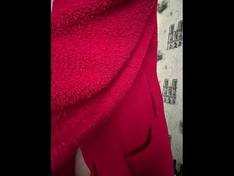 Snapshot of MartinBrandon chatting on May 15, 11:17 am MartinBrandon online show from May 15, 11:17 am