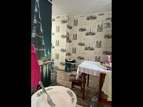 Snapshot of MartinBrandon chatting on May 29, 10:24 am MartinBrandon online show from May 29, 10:24 am