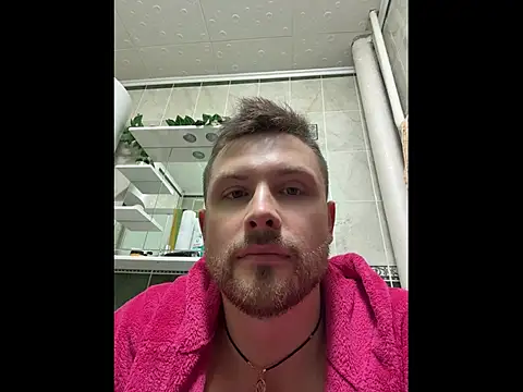 Snapshot of MartinBrandon chatting on May 31, 11:50 am MartinBrandon online show from May 31, 11:50 am