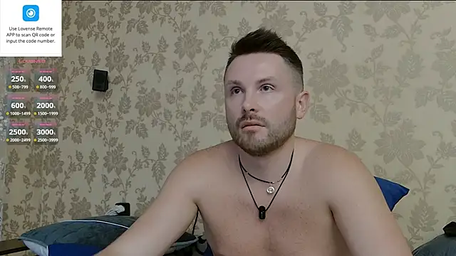 Snapshot of MartinBrandon chatting on July 22, 7:38 pm MartinBrandon online show from July 22, 7:38 pm