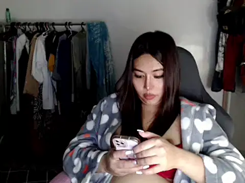 urqueendominant online show from February 19, 9:50 am