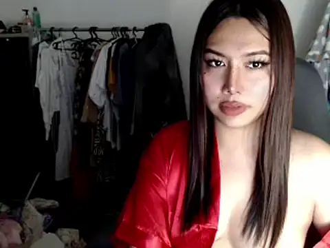 urqueendominant online show from March 4, 9:40 am