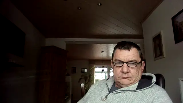 Nobbie444 online show from February 6, 11:46 am