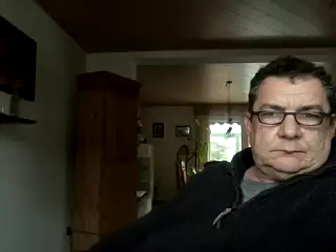 Nobbie444 online show from March 11, 12:33 pm