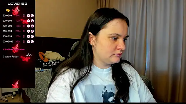 Snapshot of AlanaBrox chatting on September 9, 10:37 am AlanaBrox online show from September 9, 10:37 am