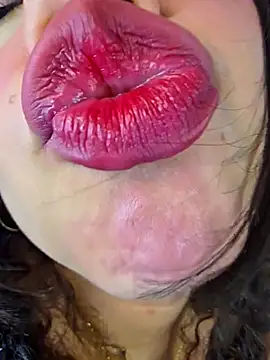 miafresa hot online show from November 20, 11:04 pm