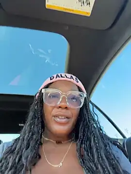 TilaTotti online show from January 18, 8:01 pm