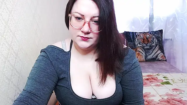 Sindy Jeniceee online show from February 12, 6:08 am