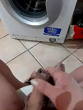 Snapshot of 74bob chatting on January 29, 4:26 am 74bob online show from January 29, 4:26 am