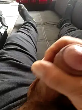 Snapshot of 74bob chatting on March 15, 3:06 pm 74bob online show from March 15, 3:06 pm