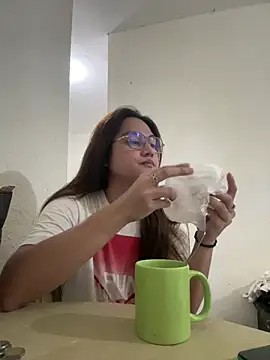 MarieLoveGlamorous online show from March 3, 2:48 pm