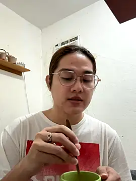 MarieLoveGlamorous online show from September 30, 12:54 pm