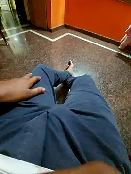 Snapshot of Stripkomal chatting on September 24, 4:10 pm Stripkomal online show from September 24, 4:10 pm