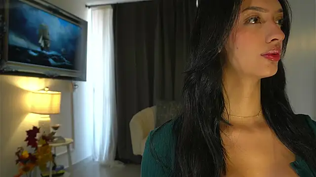 Snapshot of kendall_ruiz chatting on November 16, 12:55 pm kendall ruiz online show from November 16, 12:55 pm