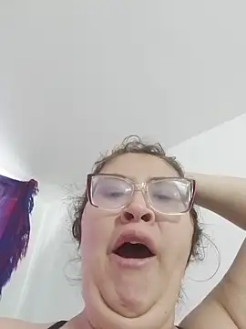 Snapshot of johannasexy97 chatting on January 4, 10:05 am johannasexy97 online show from January 4, 10:05 am