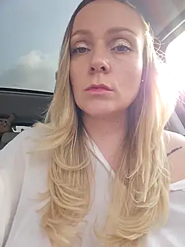 Bondgirl 013 online show from November 15, 10:34 am