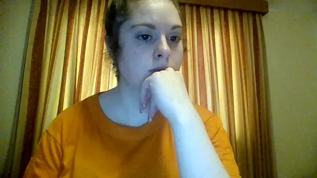 Snapshot of ryhhnnagold99 chatting on December 5, 10:55 am ryhhnnagold99 online show from December 5, 10:55 am